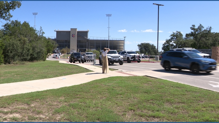 Parents rush to Pieper High School during lockdown; two teens taken into custody — KENS 5 (San Antonio), Jamestown Schools news